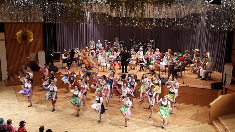 Faschingskonzert der Stadtkapelle mit der Irmgard Seefried Sing- und Musikschule